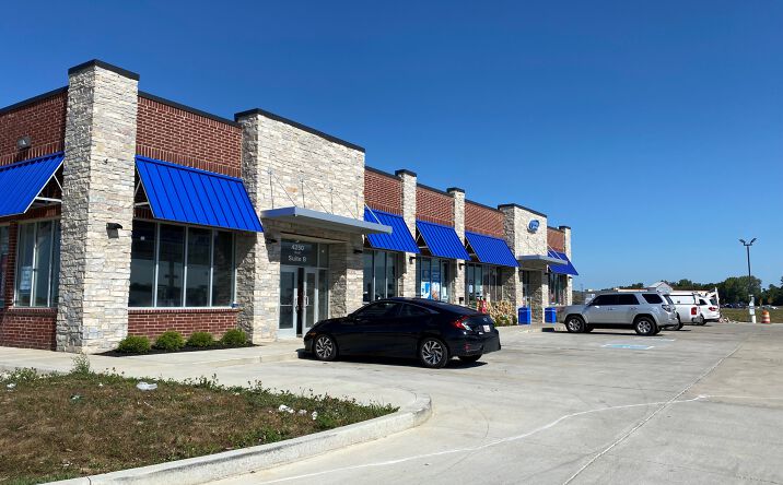 Pictures of Restaurant property located at 4250 IN-267, Lebanon, IN 46052 for lease - image #1