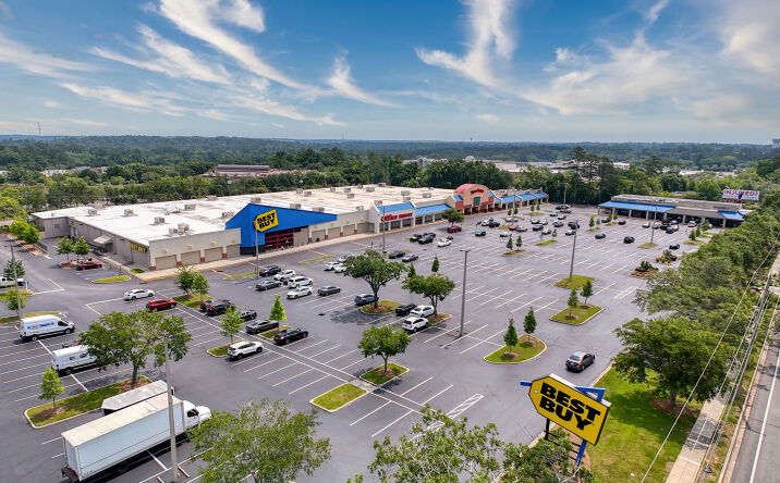 Pictures of Retail, Restaurant property located at 1480 Apalachee Pkwy, Tallahassee, FL 32301 for lease - image #1