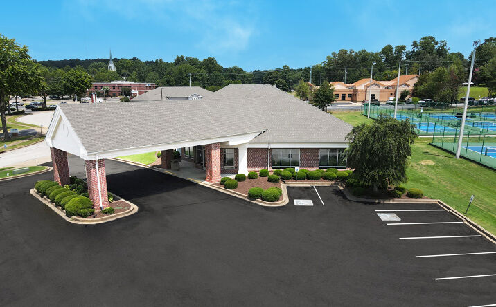 Pictures of Office property located at 48 Medical Center Dr, Jackson, TN 38301 for lease - image #1