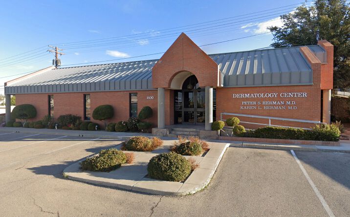 Pictures of Office property located at 2100 N Mesa St, El Paso, TX 79902 for lease - image #1