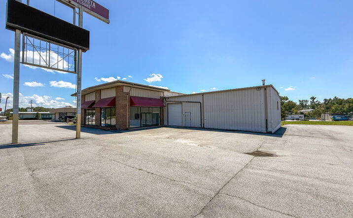 Pictures of Retail property located at 2058 Gordon Hwy, Augusta, GA 30909 for lease - image #1