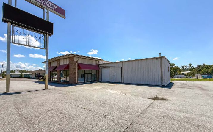 Pictures of Retail property located at 2058 Gordon Hwy, Augusta, GA 30909 for lease - image #1