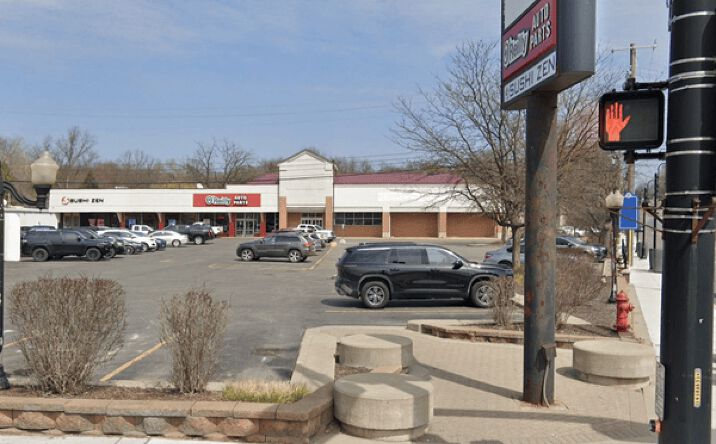 Pictures of Retail property located at 106 W Grand River Ave, Brighton, MI 48116 for lease - image #1