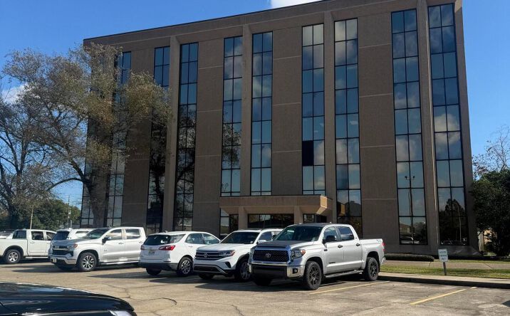 Pictures of Office property located at 151 Southpark Rd, Lafayette, LA 70508 for lease - image #1