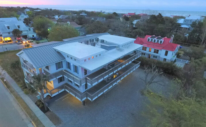 Pictures of Office property located at 2113 Middle St, Sullivan's Island, SC 29482 for lease - image #1