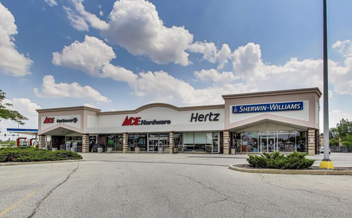 Pictures of Retail property located at 675 W Golf Road, Hoffman Estates, IL 60169 for lease - image #1