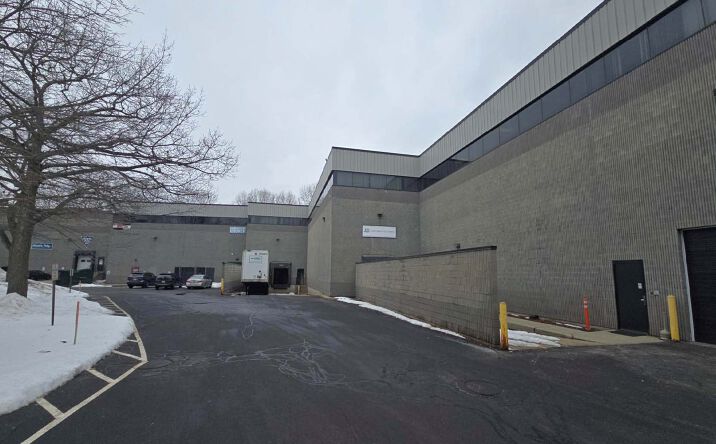 Pictures of Office, Industrial, Restaurant property located at 661 Pleasant St, Norwood, MA 02062 for lease - image #1