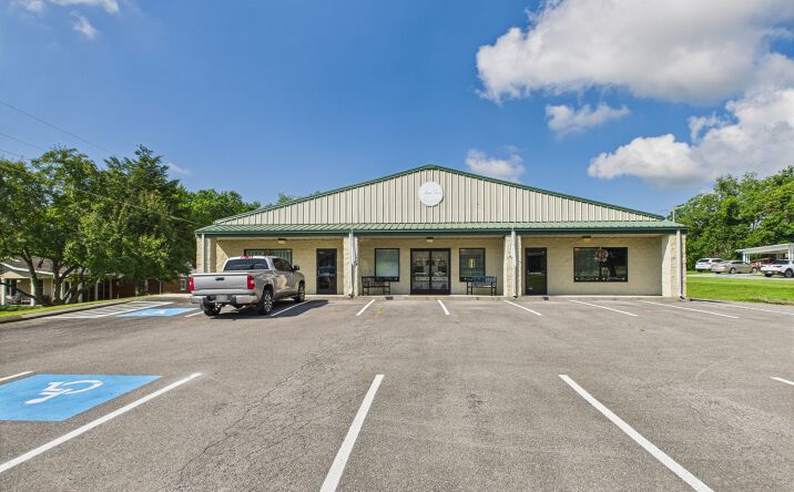 Pictures of Retail, Office property located at 15610 Porterfield Hwy, Abingdon, VA 24210 for lease - image #1