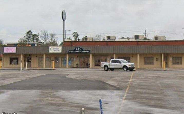 Pictures of Retail property located at 3720 Hardy St, Hattiesburg, MS 39402 for lease - image #1