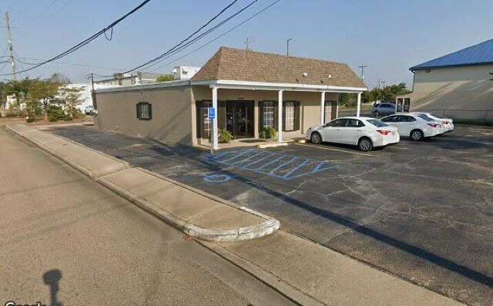 Pictures of Office property located at 115 S 40th Ave, Hattiesburg, MS 39402 for lease - image #1