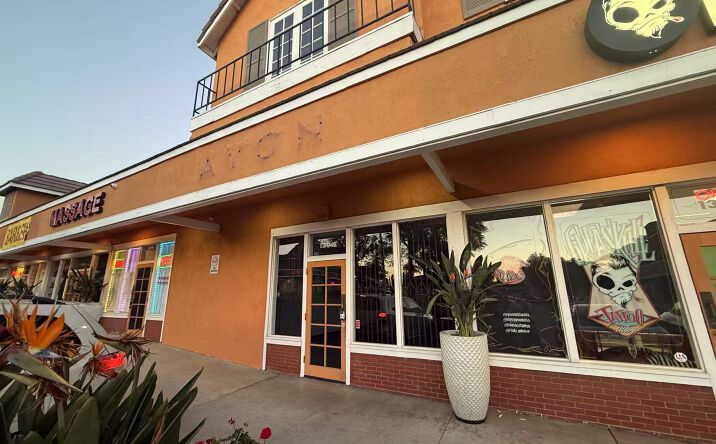 Pictures of Retail, Office, Restaurant property located at 130 S Mountain Ave, Upland, CA 91786 for lease - image #1