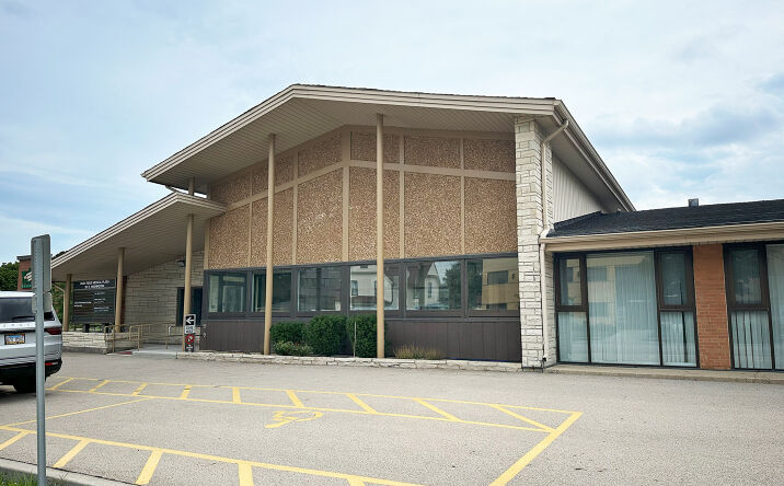 Pictures of Office property located at 101 S Washington Ave, Park Ridge, IL 60068 for lease - image #1