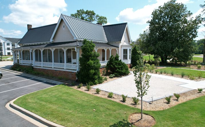 Pictures of Retail, Office property located at 521 Cedar Tree Rd, Wellford, SC 29385 for lease - image #1