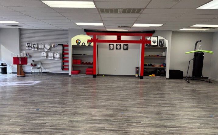 Pictures of Retail, Office property located at 3747 S Harvard Ave, Tulsa, OK 74135 for lease - image #1