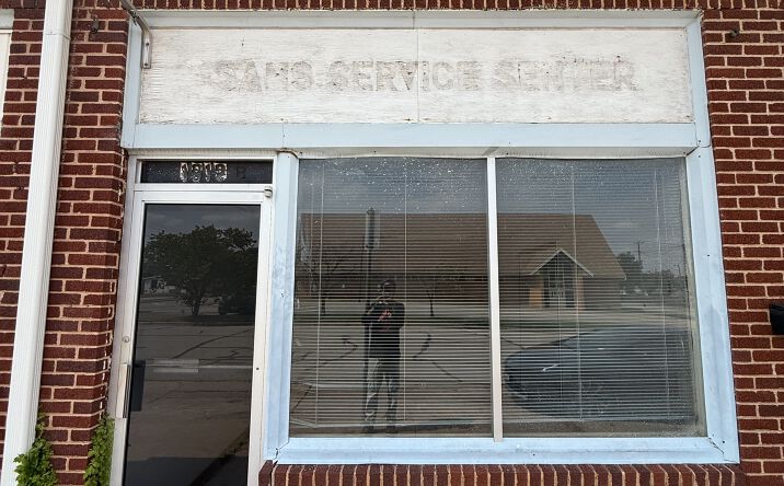 Pictures of Retail, Office, Special Purpose property located at 1912 Grant St, Wichita Falls, TX 76309 for lease - image #1