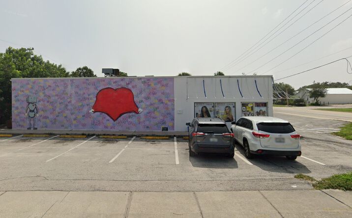 Pictures of Retail, Office property located at 1285 16th St, Vero Beach, FL 32960 for lease - image #1