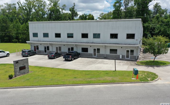 Pictures of Industrial property located at 26 W Chatham Ct, Garden City, GA 31408 for lease - image #1
