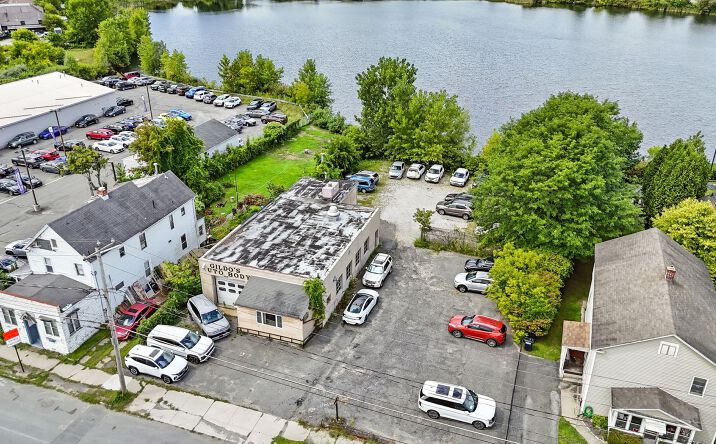 Pictures of Retail, Industrial property located at 717 East St, Pittsfield, MA 01201 for lease - image #1