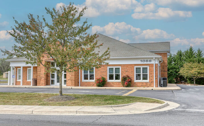 Pictures of Retail, Office, Special Purpose property located at 1066 Hisey Ave, Woodstock, VA 22664 for lease - image #1
