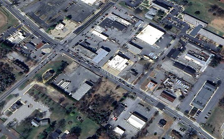 Pictures of Retail, Land property located at 9024 Woodyard Rd, Clinton, MD 20735 for lease - image #1