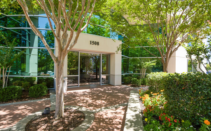Pictures of Office property located at 1508 Eureka Rd, Roseville, CA 95661, Roseville, CA 95661 for lease - image #1