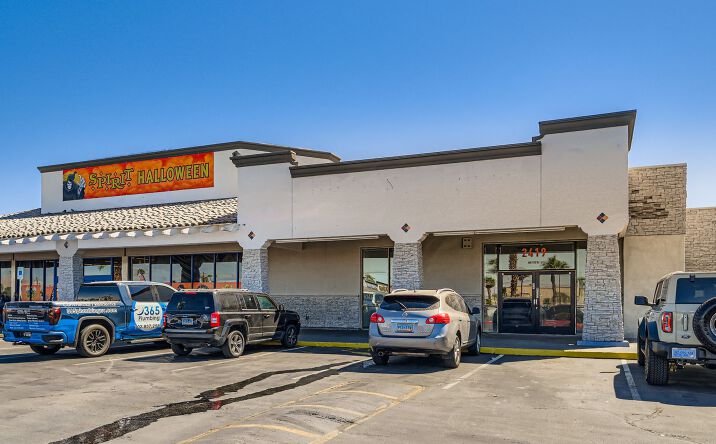 Pictures of Retail property located at 2405 - 2505 E Tropicana Ave, Las Vegas, NV 89121, Las Vegas, NV 89121 for lease - image #1