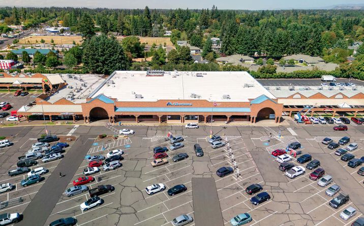 Pictures of Retail property located at 15-85 Division Ave, Eugene, OR 97404 for lease - image #1