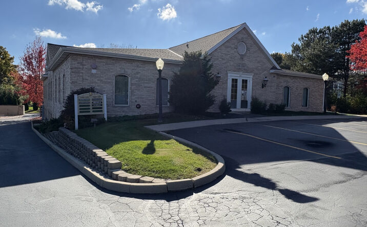 Pictures of Office property located at 17585 W North Avenue, Brookfield, WI 53045 for lease - image #1