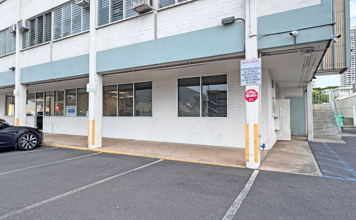 Pictures of Retail, Office, Special Purpose property located at 1055 Kalo Pl, Honolulu, HI 96826 for lease - image #1