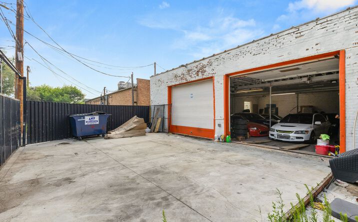 Pictures of Office, Industrial property located at 4614-16 West Fullerton Avenue, Chicago, IL 60639 for lease - image #1
