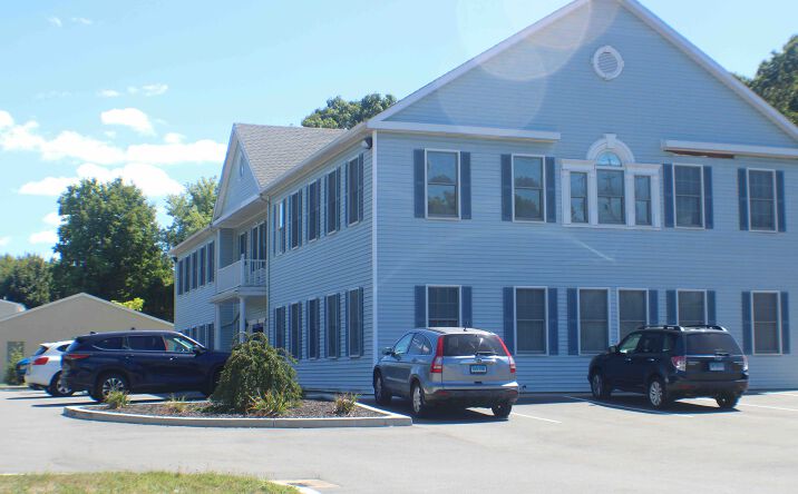 Pictures of Office property located at 15 Maiden Ln, North Haven, CT 06473 for lease - image #1