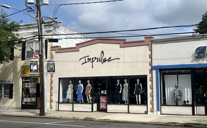 Pictures of Retail property located at 29 Main St, Port Washington, NY 11050 for lease - image #1