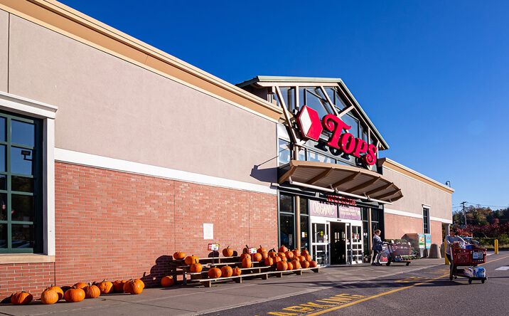 Pictures of Retail property located at Putnam Plaza, Carmel, NY 10512 for lease - image #1
