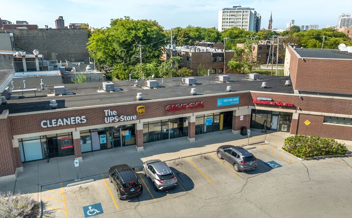 Pictures of Retail property located at 425 West Division Street, Chicago, IL 60610 for lease - image #1