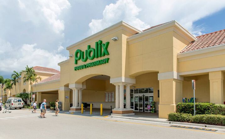 Pictures of Retail property located at 2430-2500 Vanderbilt Beach Rd, Naples, FL 34109 for lease - image #1