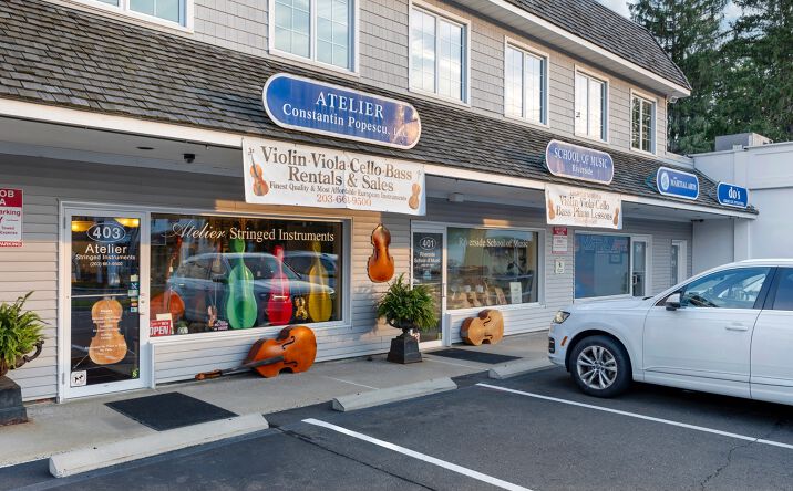 Pictures of Retail property located at 393-407 East Putnam Ave, Greenwich, CT 06807 for lease - image #1