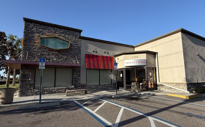 Pictures of Retail property located at 1206 N Woodland Blvd, DeLand, FL 32720 for lease - image #1