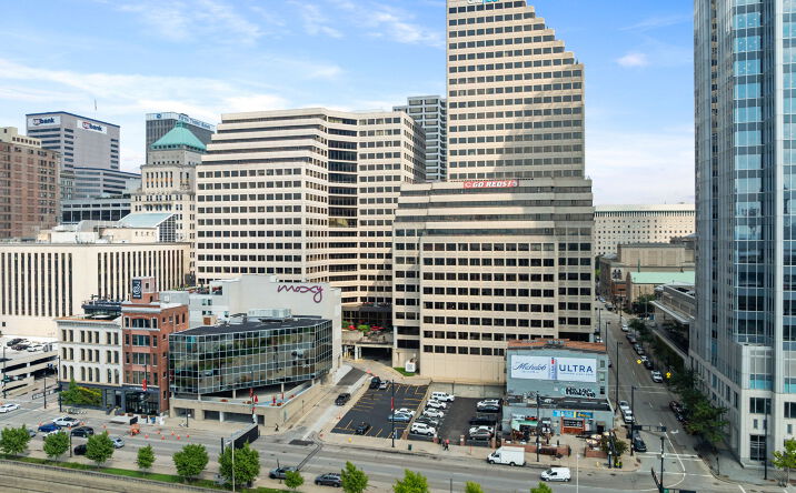 Pictures of Office property located at 221 E 4th St, Cincinnati, OH 45202 for lease - image #1