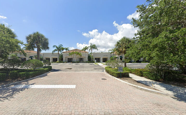 Pictures of Office property located at 620 SE Central Pkwy, Stuart, FL 34994 for lease - image #1