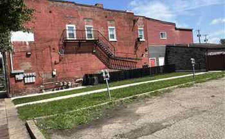 Pictures of Restaurant property located at 609 Ann St, Homestead, PA 15120 for lease - image #1