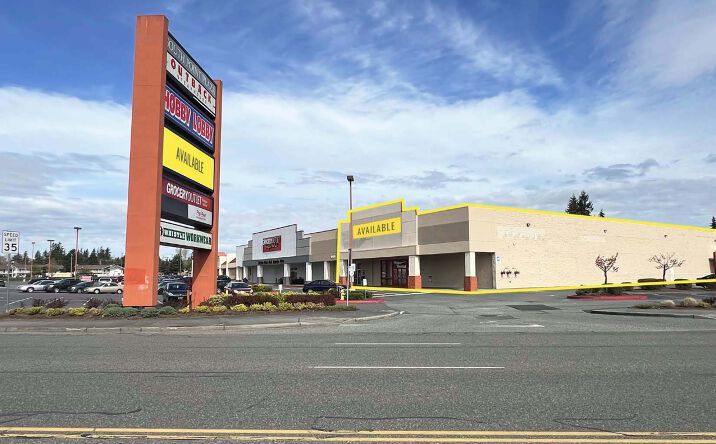 Pictures of Retail property located at 10121 Evergreen Wy, Everett, WA 98204 for lease - image #1