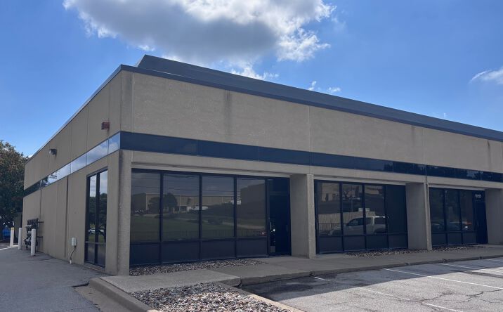 Pictures of Industrial property located at 10551 Lackman Rd, Lenexa, KS 66219 for lease - image #1
