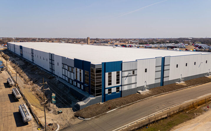 Pictures of Industrial property located at 7955 W 59th St, Summit, IL 60501 for lease - image #1