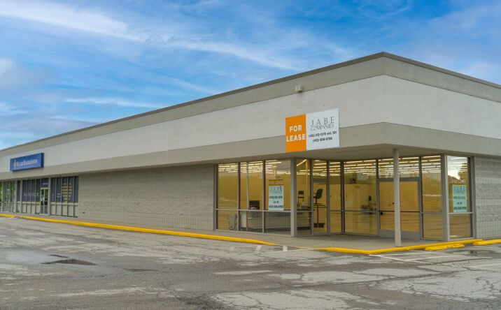 Pictures of Retail property located at 225-237 PA-288, Ellwood City, PA 16117 for lease - image #1