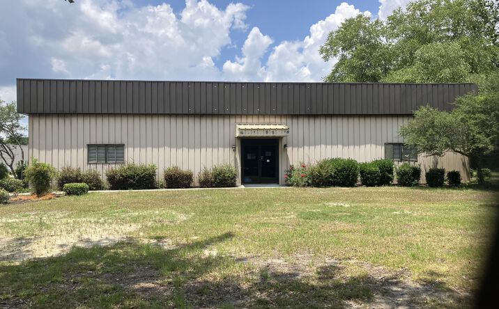 Pictures of Office, Industrial property located at 385 French Collins Road # D #Building D, Conway, SC 29526 for lease - image #1