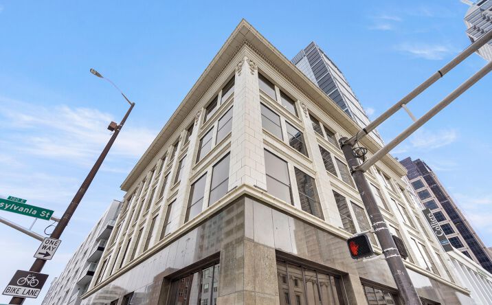 Pictures of Retail, Office property located at 241 N Pennsylvania St, Indianapolis, IN 46204 for lease - image #1