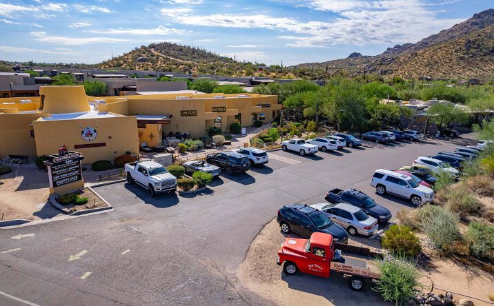 Pictures of Retail property located at 6501 E Cave Creek Rd, Cave Creek, AZ 85331 for lease - image #1