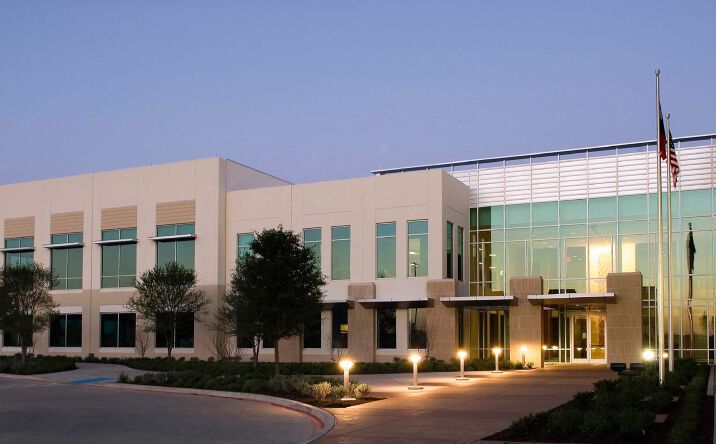 Pictures of Retail, Office, Industrial property located at 13500 Heritage Pkwy, Fort Worth, TX 76177 for lease - image #1