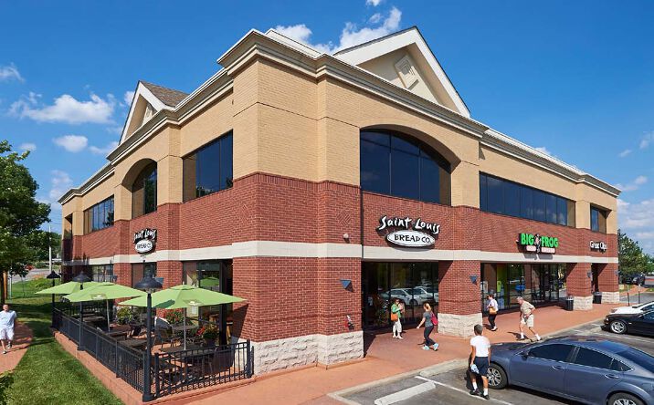 Pictures of Office property located at 10560 Old Olive Street Rd, Creve Coeur, MO 63141 for lease - image #1