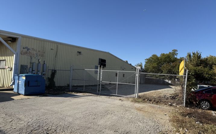 Pictures of Industrial property located at 3422 East Main Street, Grand Prairie, TX 75050 for lease - image #1